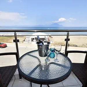 https://blue-senses.hotelschalkidiki.net
